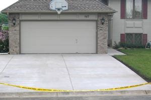 how long concrete driveway cure