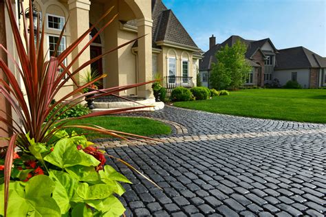 interlocking concrete driveway pavers